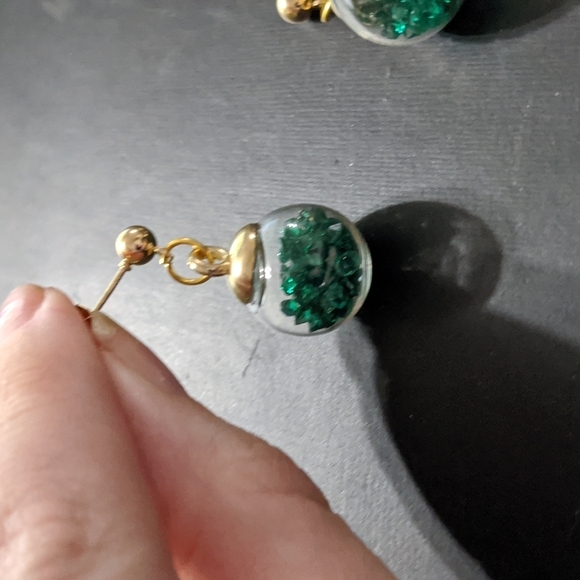 Gold Tone Green Crystal Filled Balls Dangle Drop Statement Earrings - Picture 2 of 3